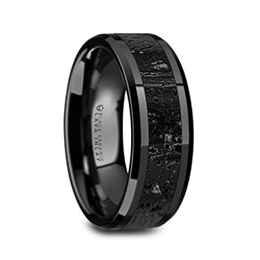 Imagem de VESUVIUS Aliança de casamento masculina de cerâmica preta polida com incrustação de pedra vulcânica preta e cinza e bordas chanfradas polidas - 8 mm (12,5), Cerâmica
