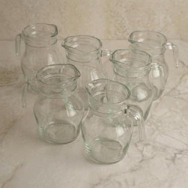 Imagem de Jogo com 6 Jarras de Vidro 810ml Ergonômica Vidro Grosso Resistente para Suco Água Chá Gelado e Buffet Mesa Posta Elegante