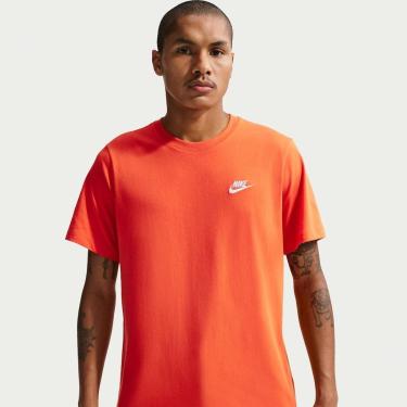 Imagem de Camiseta Nike Sportswear Club Masculina-Masculino