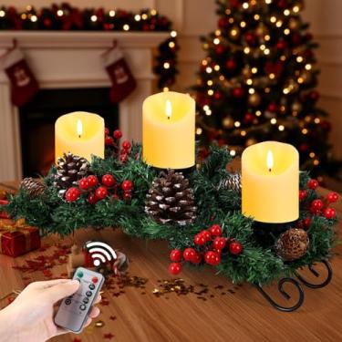 Imagem de Mudder O conjunto de mesa de centro de mesa de Natal inclui base de aço de 50 cm, 3 castiçais, 3 velas de LED, temporizador remoto sem chama, frutas vermelhas artificiais, pinhas, decoração de Natal
