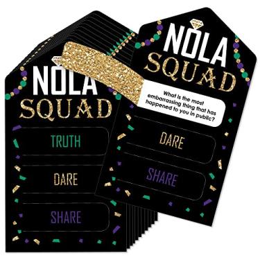 Imagem de Big Dot of Happiness NOLA Bride Squad - New Orleans Bachelorette Party Game Pickle Cards - Truth, Dare, Share Pull Tabs - Conjunto de 12