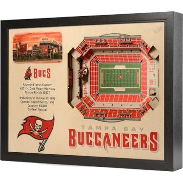 Imagem de YouTheFan NFL Tampa Bay Buccaneers Estádios de 25 camadas Cor da equipe de arte de parede 3D, 65 cm x 49 cm x 9 cm