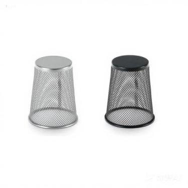 Imagem de Pacote com 2 porta-lápis de malha afunilada, copos de metal preto e prata, organizador de mesa para escritório, casa ou pincéis de maquiagem