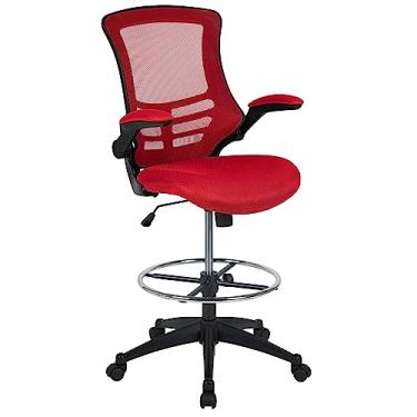 Imagem de Flash Furniture Cadeira ergonômica de malha vermelha com anel ajustável para os pés e braços articulados Kelista