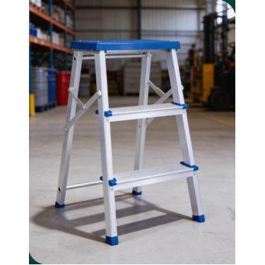 Imagem de Escada Banqueta Dobrável Mor 3 Degraus Suporta 120Kg Casa Escritório U