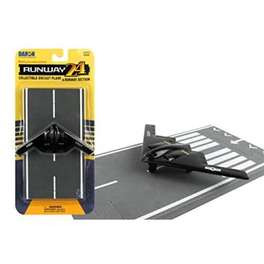 Imagem de Daron Worldwide Trading Runway24 B-2 Vehicle, Black