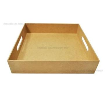 Imagem de Bandeja Quadrada com Alça Lateral 25x25x5 Mdf Madeira - ATACADÃO DO AR