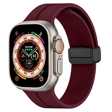 Imagem de Para Apple Watch Band 41mm 40mm 38mm, pulseira esportiva ajustável pulseira de silicone macio feminino masculino fivela magnética para iWatch Series 8 7 SE 6 5 4 3 2 1, vinho