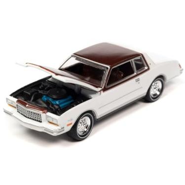 Imagem de 1980 Chevy Monte Carlo White Lightning - Ok Used Cars - 1/64 - Muscle Cars U.S.A - Johnny Lightning