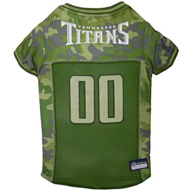 Imagem de Pets First NFL Tennessee Titans Camuflagem Dog Jersey, M - CAMO PET Jersey disponível em 5 tamanhos e 32 times da NFL. Camisa para cães de caça