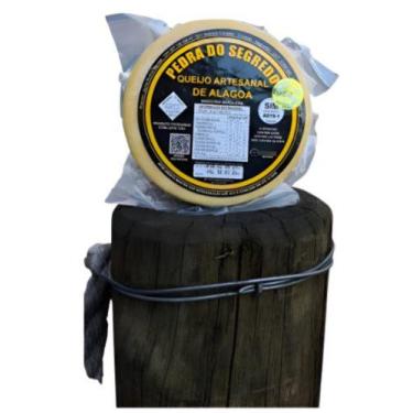 Imagem de Queijo Parmesão Artesanal Pedra Do Segredo 500g Sabor Único