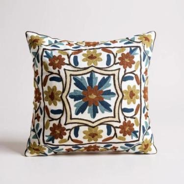 Imagem de Capa de Almofada Mosaico Floral Bordada C/ Ziper 43cm x 43cm - Mkt Mul