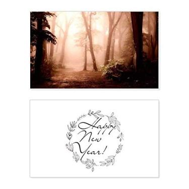 Imagem de Cartão de felicitações Red Dark Forestry Science Nature Scenery New Year Festival Bless Message Present