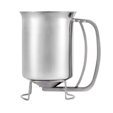 Imagem de GEETEST Dispensador de massa de panqueca de aço inoxidável de 800 ml – Ótimo para assar, cupcakes, muffins, crepes para cozinhar, waffles – Bico de fluxo fácil – Medidor de medição em Mls e copos