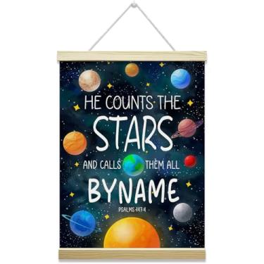 Imagem de Nopoben Moldura de suporte de pôster do espaço sideral, arte de parede em tela do sistema solar, decoração de parede de planetas para crianças, sala de aula de berçário, sala de jogos, decoração