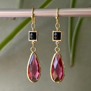 Imagem de 2 peças de brincos de gota de rubi falso de pedra preciosa preta quadrada estilo vintage para mulheres, perfeitos para festas, encontros e uso diário.