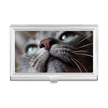 Imagem de Porta-cartão de visita com fotografia de gato com animal olhando para cima, caixa de bolso