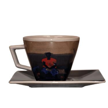 Imagem de Xícara de Porcelana Portinari com Pires 3 Corações Meninos Soltando Pipa 75ml