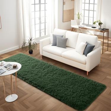 Imagem de FALARK Tapetes de corredor verde-escuro macios para quarto, tapete de cabeceira de 0,6 x 1,8 m, tapetes fofos de pelúcia, tapete de área moderno peludo felpudo para sala de estar meninas quarto de crianças berçário decoração de casa, verde-escuro