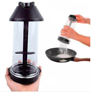 Imagem de Tapioqueira Premium 2 em 1 – Peneira e Polvilhador para Goma de Tapioca, Açúcar e Farinha – Armazena o Conteúdo e Polvilha com Praticidade e Sem Sujeira (Preto)