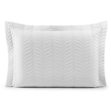 Imagem de Porta Travesseiro Avulso Matelassê, Bramco, 50x70 cm, 100% Algodão Percal 150 Fios, Fechamento em Zíper, Premium com Acabamento em Debrum