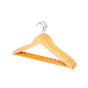 Imagem de Kit com 3 unidades de Cabides de Madeira com Verniz - 45cm - Luxo, Durabilidade e Organização para Seu Guarda-Roupa.