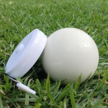 Imagem de DONZWIYES Substituição de bola Pallino para jogo de bola de bocha e jogo de boule, qualidade de torneio 57 mm, substituição de bola de bocha branca de 57 mm - incluindo corda de medição branca