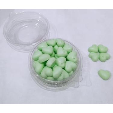 Imagem de Sabonete Artesanal Mini Coração para Lembrancinha, 60 Unidades, Formato Coração, 2 x 1,7 x 1 cm, Personalizável com Cor e Essência (Verde Claro, Mamãe e Bebê)
