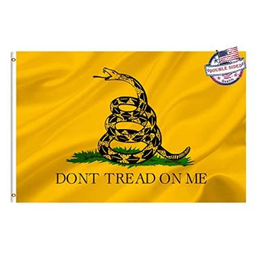 Imagem de Mosprovie Bandeira Dont Tread on Me Gadsden 2x3 dupla face exterior resistente 3 camadas bandeiras de festa de chá de cobra amarela super duráveis 4 linhas de borda costurada cabeçalho de lona com 2 ilhós de latão cores vivas