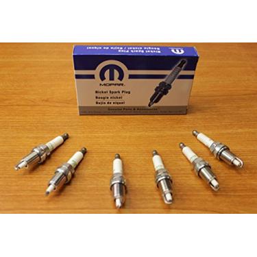 Imagem de Jeep Wrangler Grand Cherokee 4.0L Conjunto de seis (6) plugues de ignição Mopar OEM