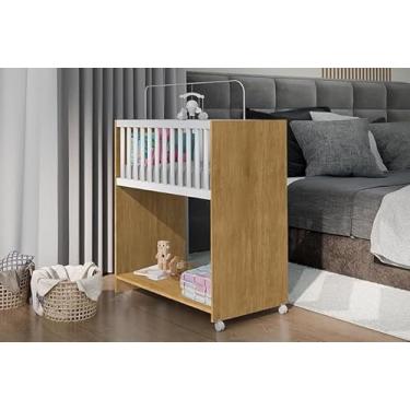Imagem de Mini Berço Portátil com Rodízios E Colçhao 2 em 1 + Mesa Infantil Multiuso com Prateleiras - Cores Variadas (Amadeirado)