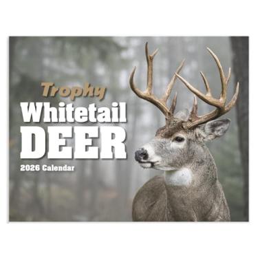 Imagem de Calendário de parede suspenso Trophy Whitetail Deer 2026 - 48 cm x 28 cm (aberto) Agenda e organizador de compromissos mensais 2026. Troféu Whitetail Bucks para todos os caçadores olhar!