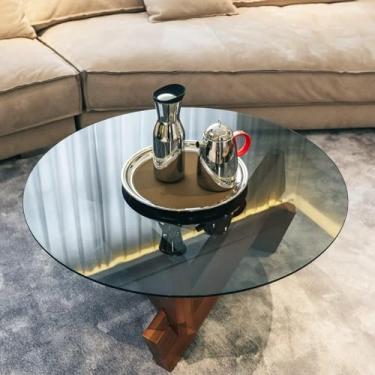 Imagem de Mesa de centro redonda moderna de 80 cm, base de madeira maciça e tampo de vidro temperado transparente, adequada para sala de estar, quarto e escritório