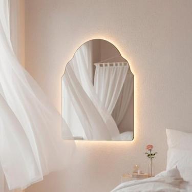 Imagem de Espelho Decorativo de Parede Orgânico com Led Mod Marrocos 55x75 para 