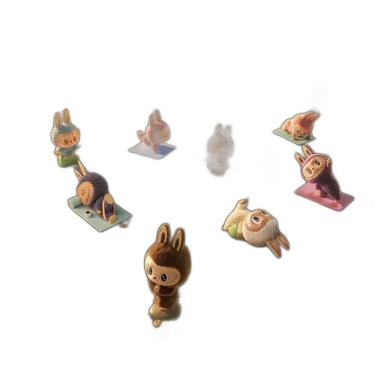 Imagem de Labubu Lazy Yoga Surpresa - Popmart