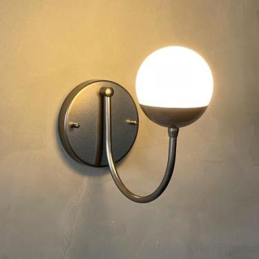 Imagem de Arandela de Parede Moderna luna aluminio bivolt Com Globo Vidro 12cm -