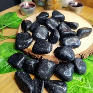 Imagem de Pedra Quartzo Preto Negro 2 a 3cm - Purificação e Proteção - Cristal N