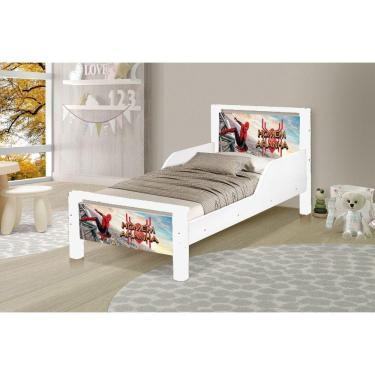 Imagem de cama juvenil retro branco com pes madeira da homem aranha