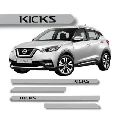 Imagem de Jogo de Friso Porta Nissan Kicks Ponta Redonda Grafia Cores - Macall, 