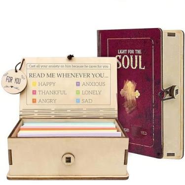 Imagem de Caixa de madeira feita à mão com versículos da Bíblia – Versículos diários da Bíblia, 150 peças, cartas de versículo das escrituras, caixa de oração cristã, incentivo diário positivo, presente