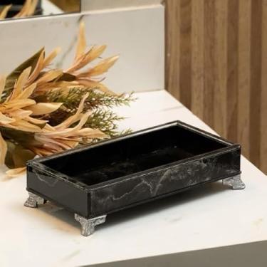 Imagem de Bandeja de Vidro com Efeito Mármore 20x10 – Bandeja Decorativa Multiuso para Joias, Banheiro e Sala (PRETO COM PRATA,COM O PÉ)