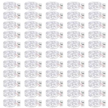 Imagem de litogo Pacote com 50 luzes de fadas operadas a pilha, luzes cintilantes, alimentadas por bateria, à prova d'água, pequeno fio prateado para potes de pedreiro de Natal, mesa de casamento, cor fria