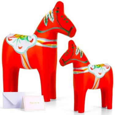 Imagem de GUMQDD Conjunto de 2 estatuetas de cavalo Dala de madeira suecas pintadas à mão 23,9 cm/16 cm, presentes de cavalo dala, adequado para sala de estar familiar e decoração de casa (vermelho)