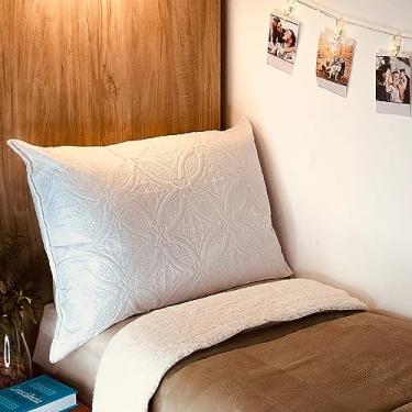 Imagem de Travesseiro Confortável de Poliéster, 70 cm x 50 cm, Macio e Hipoalergênico