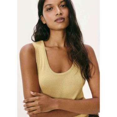 Imagem de Regata Feminina Slim Decote U Em Tricô De Viscose-Feminino