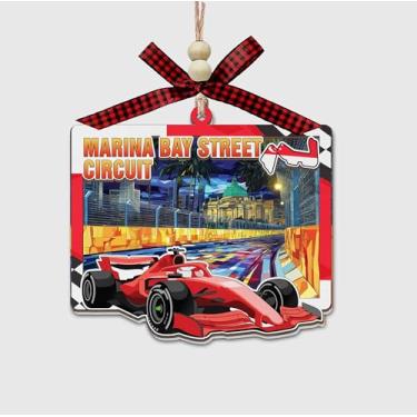 Imagem de Enfeite de corrida inspirado na fórmula do circuito da Marina Bay de Singapura, design de pista noturna de vitral de madeira e acrílico, decoração de carro suspenso ou árvore de Natal, presente para