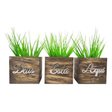 Imagem de Cachepot Madeira Frase Deus Está Aqui + Planta Artificial - Magicril C