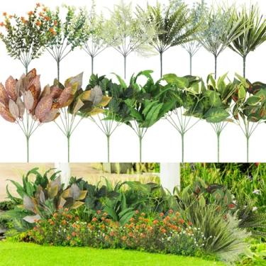 Imagem de 24 feixes de samambaias artificiais ao ar livre, caules de vegetação realistas, plantas suspensas artificiais à prova d'água para jardim, pátio, varanda com fácil manutenção e estilo