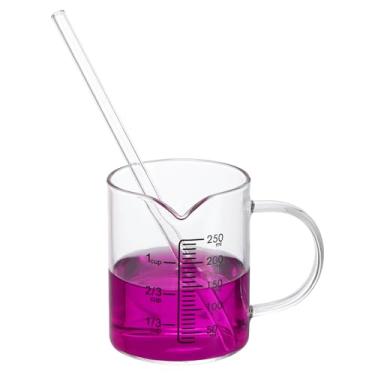 Imagem de PATIKIL Copo medidor de vidro de 250 ml, copo de vidro borossilicato graduado copos de medida líquida com bico em forma de V de canudo para cozinha, bebendo, restaurante, balança impressa em preto