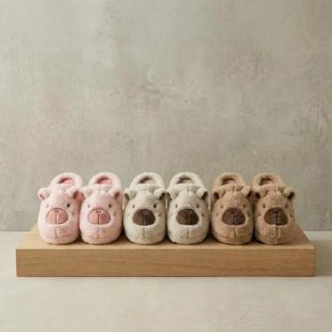 Imagem de Pantufa Masculina Feminina Capivara Pelúcia 3d Confortável - Jady Shop